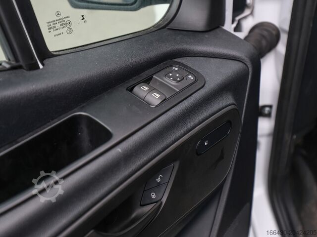 Furgoneta de caja alta Mercedes-Benz Sprinter 315 CDI Kasten L2H2 AHK Stdhz. Navi
