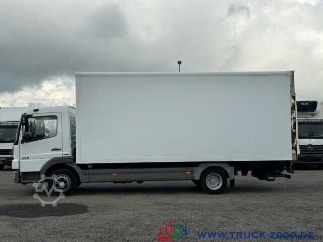 Xe thùng kín Mercedes-Benz 816 Atego Koffer Ladebordwand MBB 1.000Kg 3Sitze