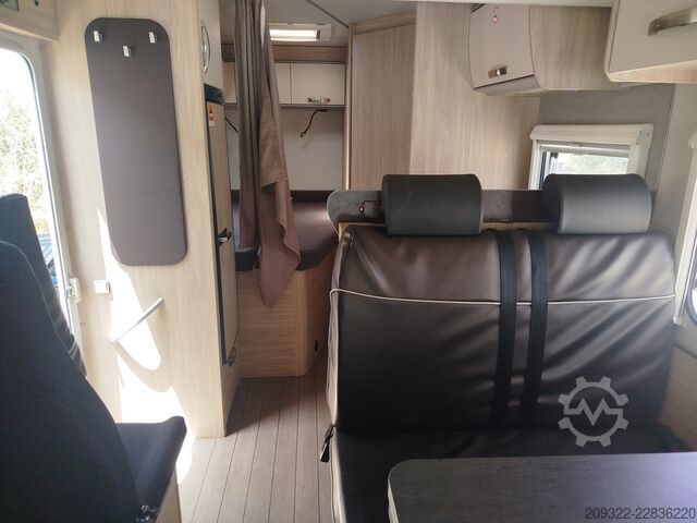 Half-integraal camper Fiat Ducato Weinsberg Carasuite 650MF del 2020 | Manuale | Posti letto: 5