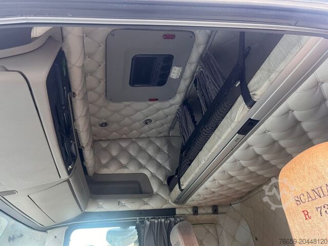 وحدة جرار قياسية SCANIA R730 V8