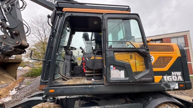 Bager na kotačima HYUNDAI HW 160A