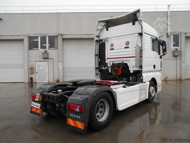 Standard tractor unit MAN TGX 18.500