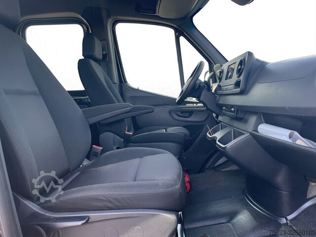 Curtain sider van Mercedes-Benz Sprinter 319 CDI DOKA Pritsche Plane Klima Tempomat