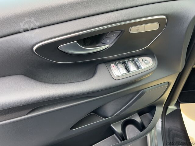 미니버스 Mercedes-Benz V 250 d Edition 4x4 AMG Luft LED AHK Liege Leder Tisch