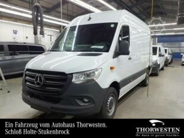 High top van Mercedes-Benz Sprinter 317 CDI Hochdach L2H2