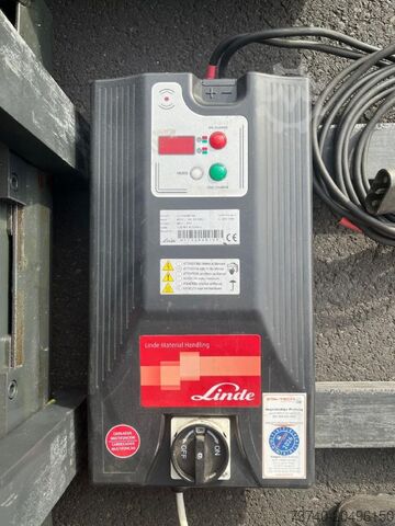 지게차 Linde R12B-01