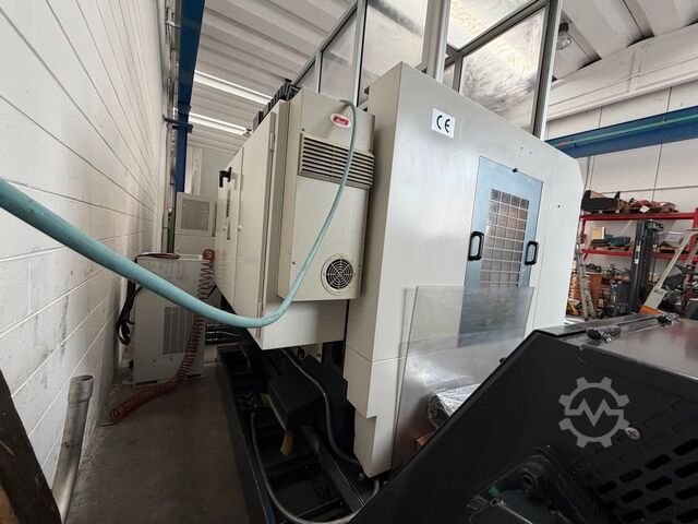 Vertical machining center KONDIA HM 10
