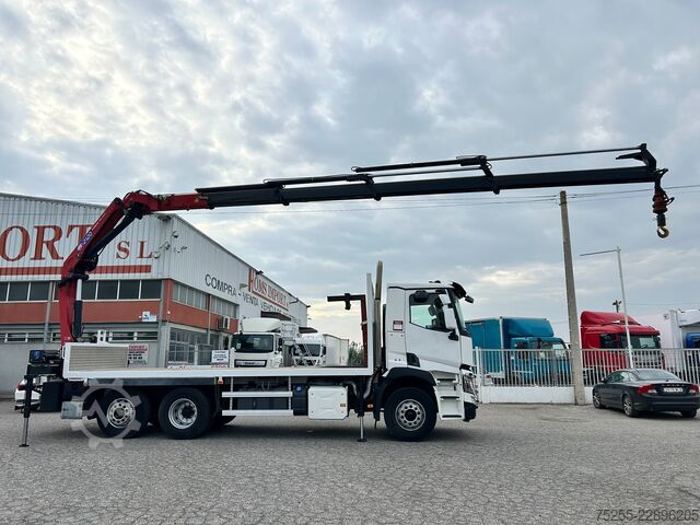 Vlečno vozilo RENAULT 26.440 C 6X2 EURO 6 + GRUA HMF