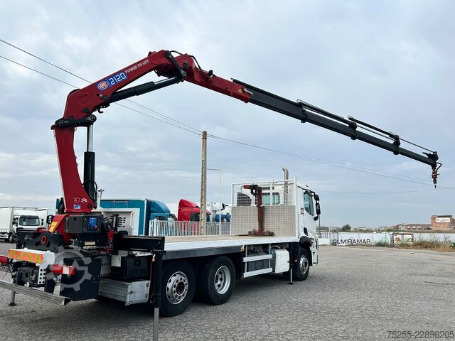 Vlečno vozilo RENAULT 26.440 C 6X2 EURO 6 + GRUA HMF