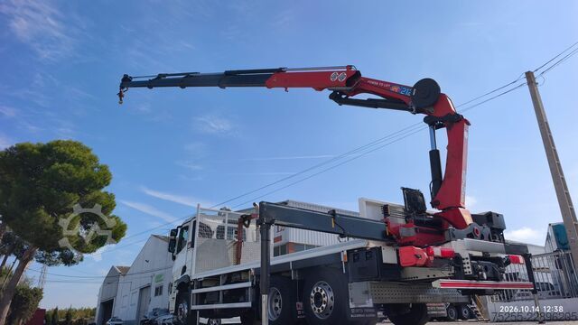 Vlečno vozilo RENAULT 26.440 C 6X2 EURO 6 + GRUA HMF
