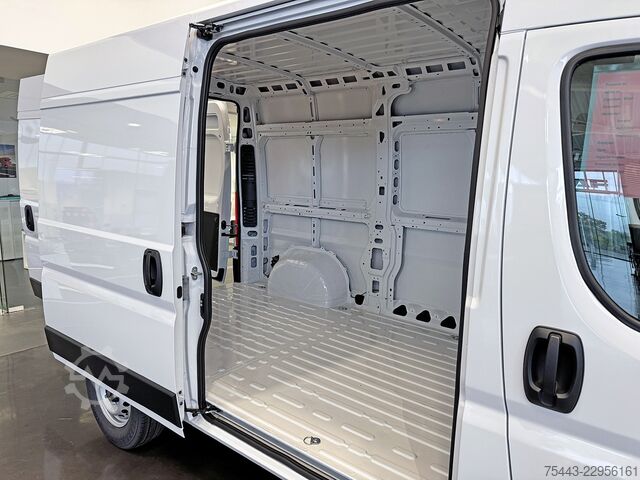 Furgoneta Fiat Ducato F5428 M - L2H2 3,5T Diesel 140pk Automaat