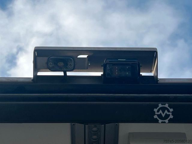 Semirremolque caja  WÜLLHORST * WIE NEUWERTIG * 2T LBW * LIFT * SAF