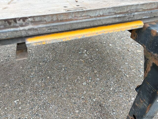 Výmenná plošina Wecon Plattform mittig+außen Zurringe verzinkt