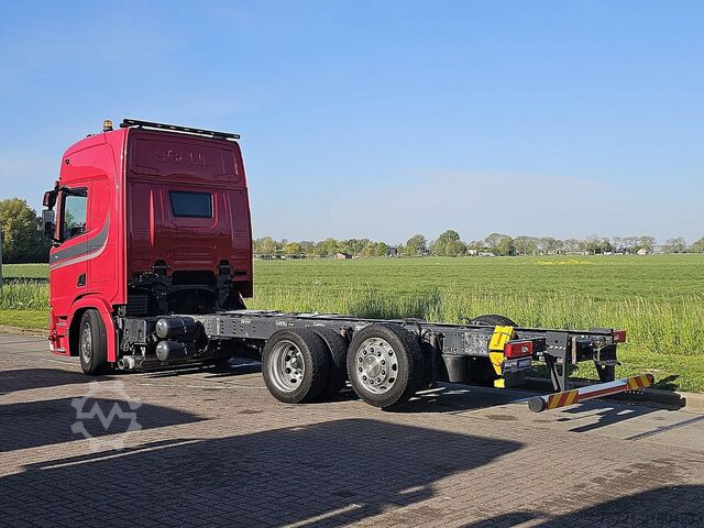 Alusta ja ohjaamo SCANIA R500 6x2 Retarder Leather