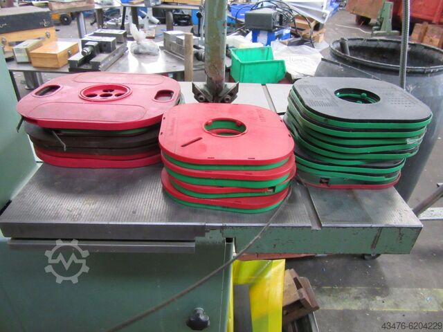 Vertical metal band sawing machine INTERKONT Select SB-4