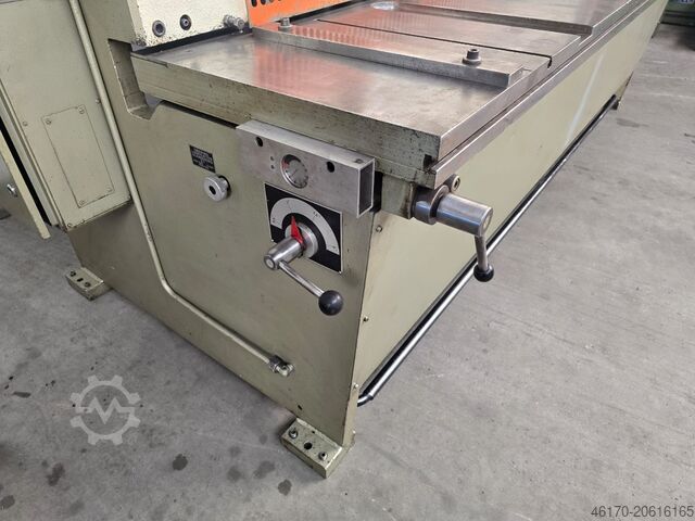 Hidravlične giljotinske škarje Safan VS 255 8