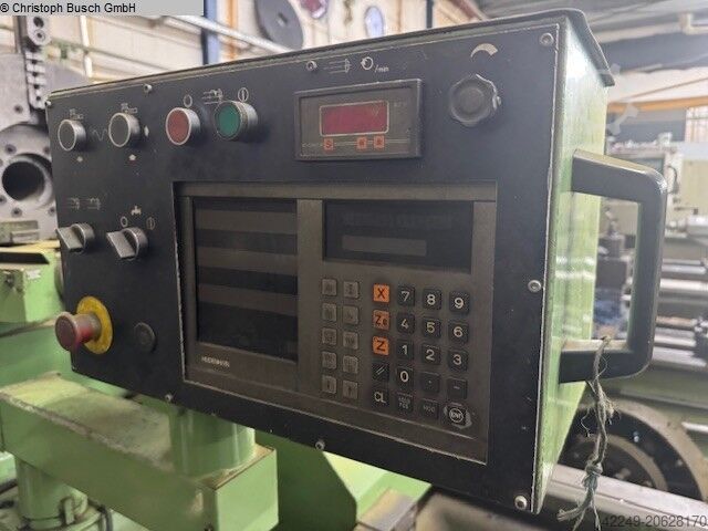 Mesin bubut tugas berat GURUTZPE Super at 2000-650