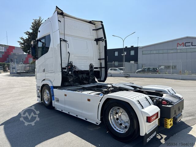 Trator de estrada padrão SCANIA SCANIA 560 S Super ***FULL PNEUMATIC 4+2