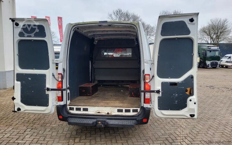 Leveransbil med dubbelhytt Renault Master 150.35 EURO 6 L3H2 DL DUBBELE CABINE -...
