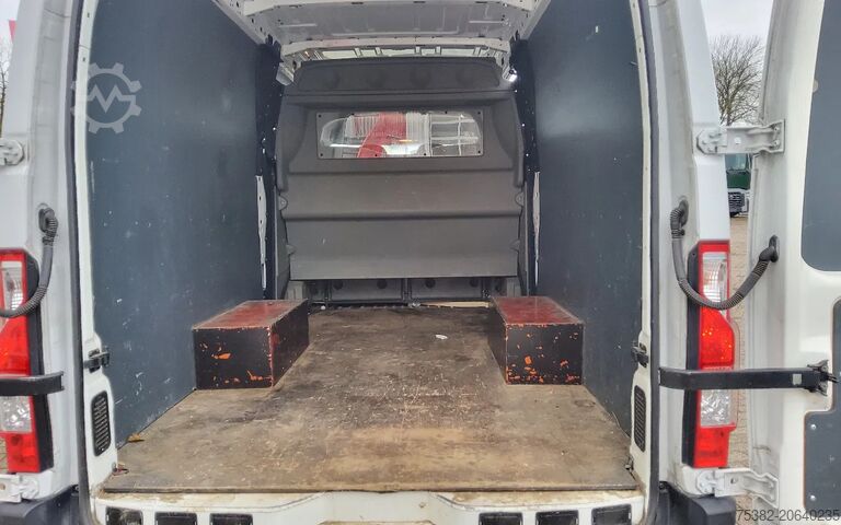 Leveransbil med dubbelhytt Renault Master 150.35 EURO 6 L3H2 DL DUBBELE CABINE -...