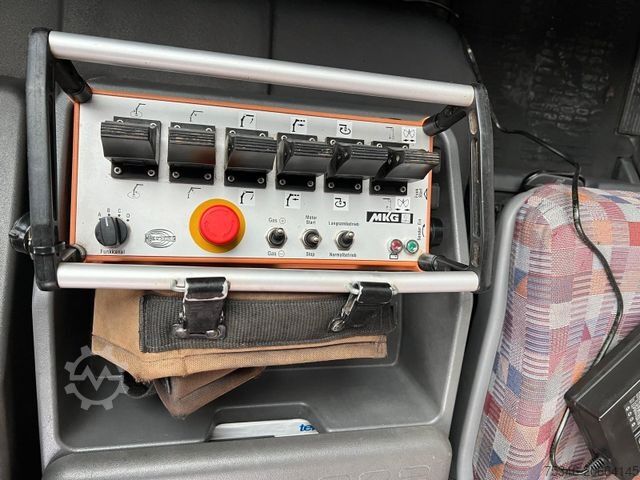 Kamion s kukom za kontejnere IVECO ML 120E18 Abrollkipper/Kran-Mulde/Funk/Seilwinde