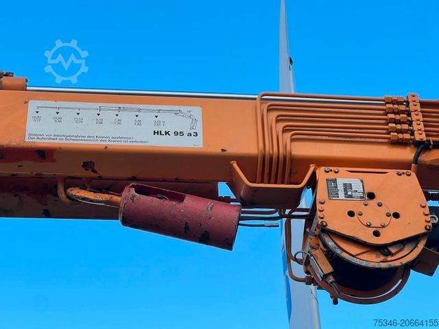 Vozidlo s hákom na kontajnery IVECO ML 120E18 Abrollkipper/Kran-Mulde/Funk/Seilwinde