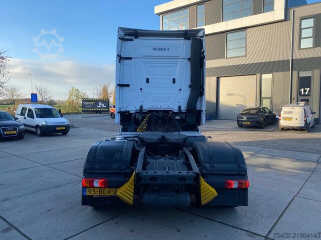 Standard-SZM Mercedes-Benz Actros Big space / Automatic