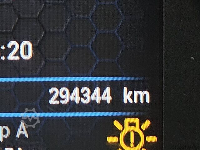 High-roof van IVECO DAILY 35C21 3.0Ltr Dubbellucht !