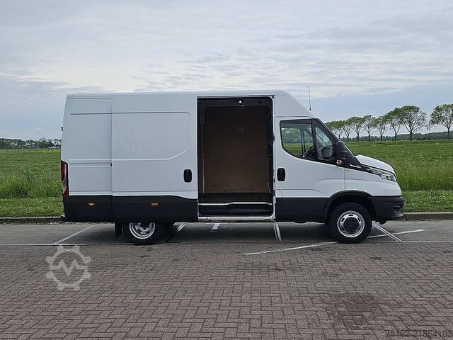 High-roof van IVECO DAILY 35C21 3.0Ltr Dubbellucht !