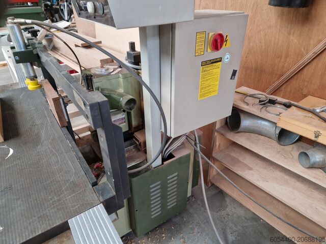 Máquina punzonadora MASTERWOOD 