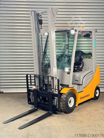 LPG front loader Jungheinrich TFG 320s - Service Neu - 4 m Hub - 2t - VW Motor