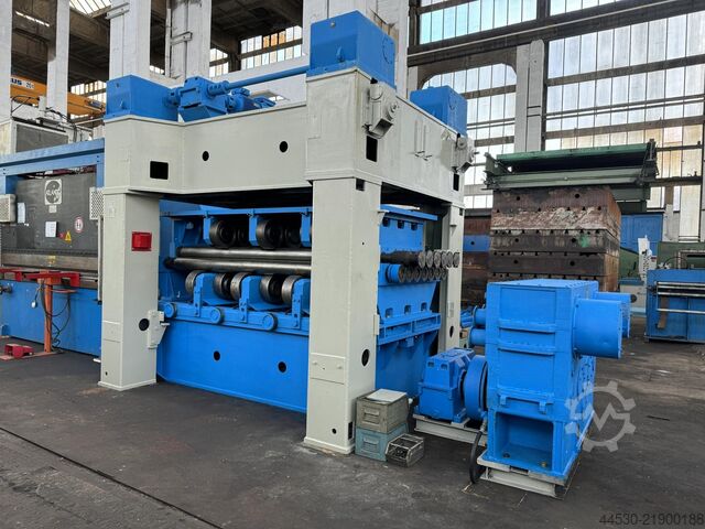 Enderezadora de chapa WMW GOTHA UBR 10 x 2000 /1-16