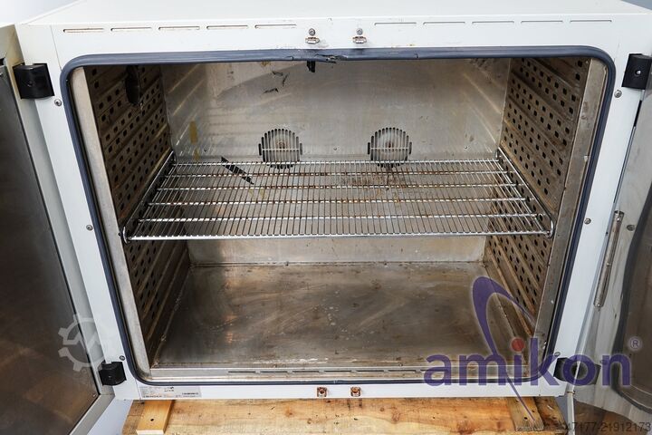 Värmeskåp med varmluft, laboratorieugn Binder FED 400 300°C