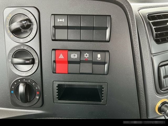 Damperli panelvan MERCEDES-BENZ Atego 818 K 4x2 3-S.-Kipper+Klima+2xAHK+2200 km!