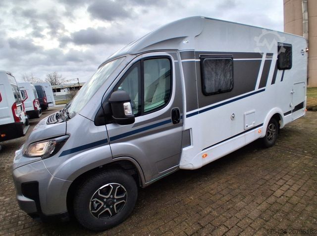 Yarı entegre karavan CARADO V 339 *Queensbett*pro+ Paket*Fußbodenerwärmung*