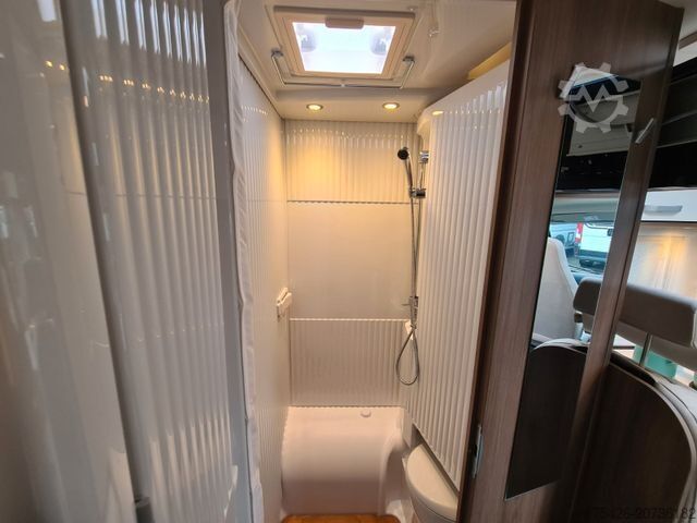 Yarı entegre karavan CARADO V 339 *Queensbett*pro+ Paket*Fußbodenerwärmung*