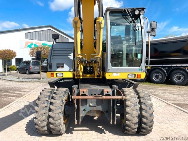 Excavadora móvil NEW HOLLAND MH Plus / Verstellausleger / 3 Stück!