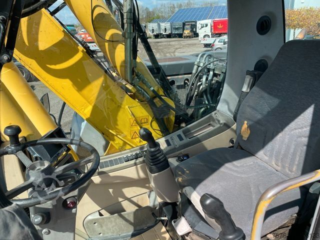 Excavadora móvil NEW HOLLAND MH Plus / Verstellausleger / 3 Stück!
