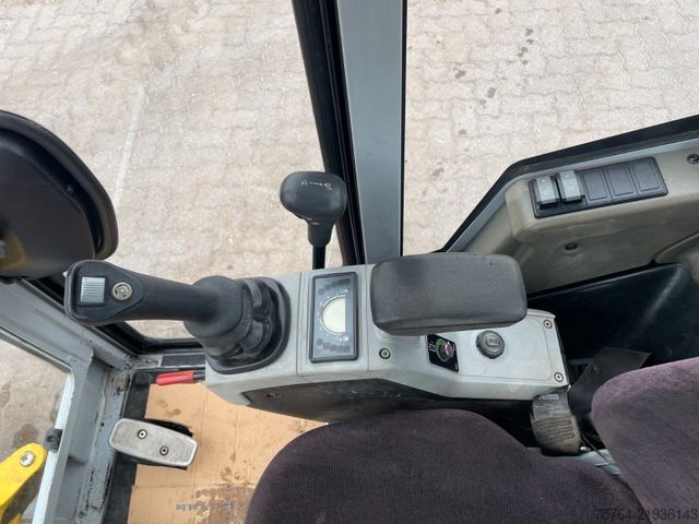 Miniexcavadora NEUSON ET 18 / Schnellwechsler / Greifer + Schaufel