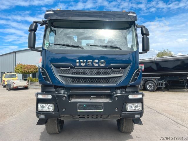 Camión volquete trilateral IVECO Trakker 360/AD190/Pafinger 13.001/Meiller/1.Hand