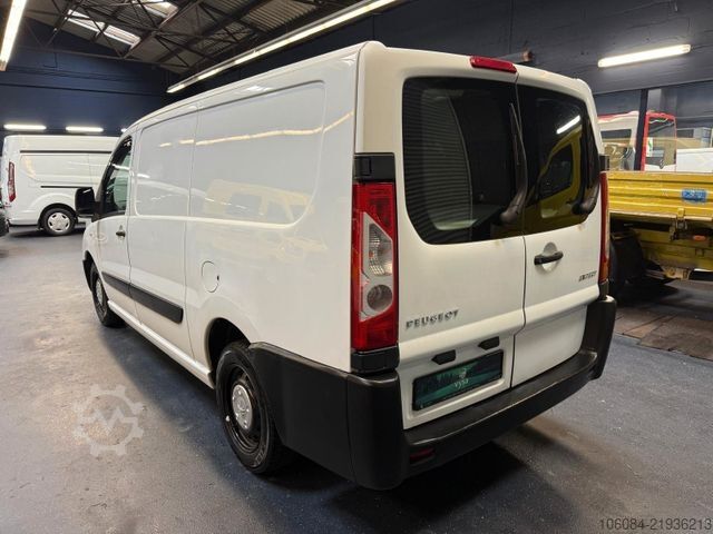 Slēgtais furgons PEUGEOT Expert Kasten L2H1 Klima Bett TÜV 07/2026