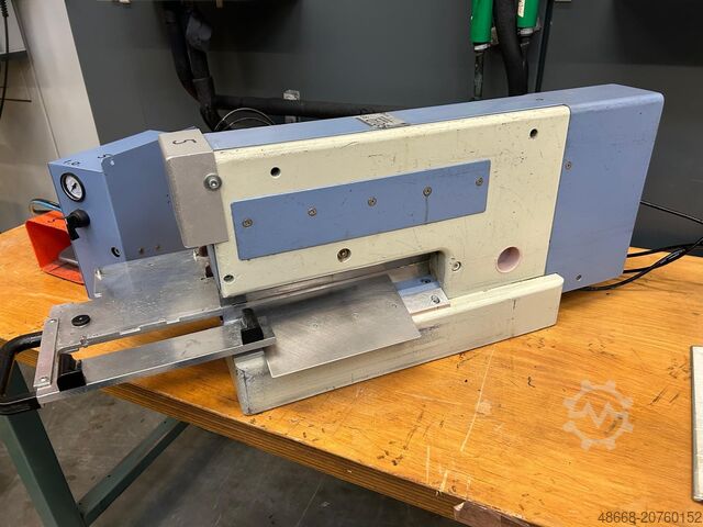 Izmantots PCB (drukāto shēmu plākšņu) atdalītājs BJZ NTM 300 NSL