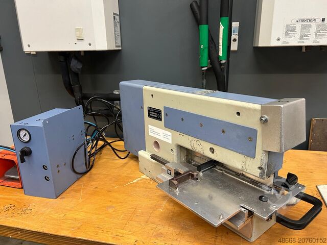 Izmantots PCB (drukāto shēmu plākšņu) atdalītājs BJZ NTM 300 NSL