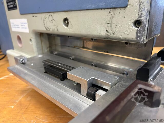 Izmantots PCB (drukāto shēmu plākšņu) atdalītājs BJZ NTM 300 NSL