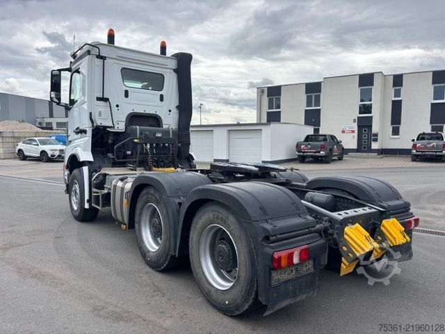 স্ট্যান্ডার্ড ট্রাক্টর ইউনিট MERCEDES-BENZ Arocs 2658 6X4 EURO6 Retarder Kipphydraulik