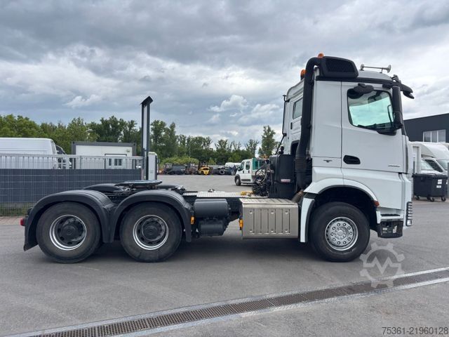 স্ট্যান্ডার্ড ট্রাক্টর ইউনিট MERCEDES-BENZ Arocs 2658 6X4 EURO6 Retarder Kipphydraulik