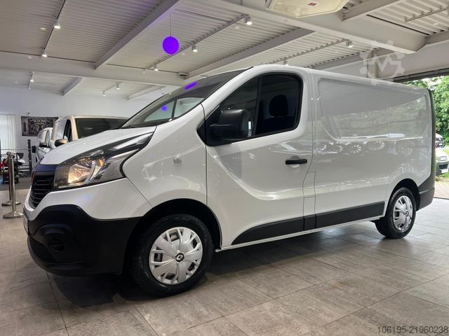 Skåpbil RENAULT Trafic dCi *Klima*Garantie*1.Hand*Kamera*