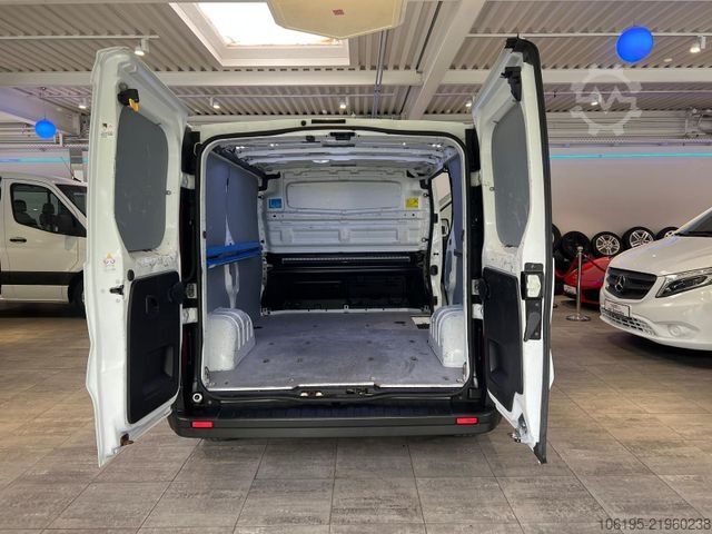 Skåpbil RENAULT Trafic dCi *Klima*Garantie*1.Hand*Kamera*