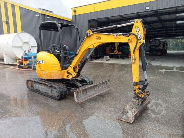  JCB 8025 ZTS