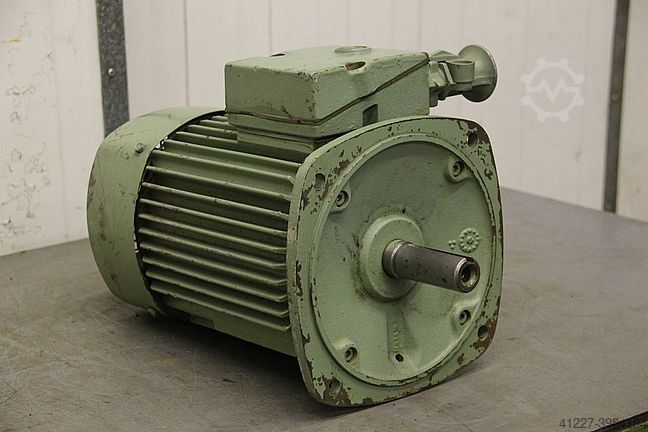 Elektromotor 1,8 kW 705 U/min VEM KMR 112M8 A